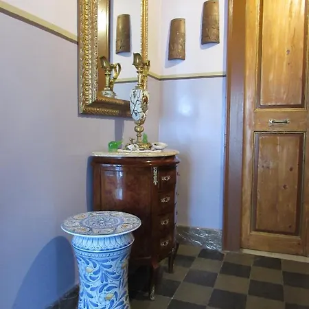 Antico Palazzo فندق مبيت وإفطار جيارديني ناكسوس