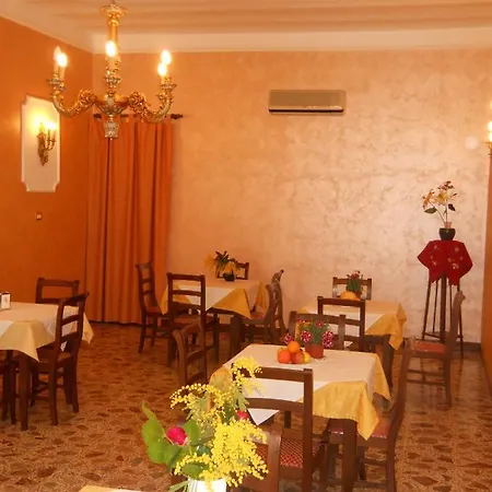 Antico Palazzo 4* 지아르디니낙소스