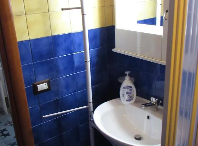 Bed & Breakfast Antico Palazzo 4*