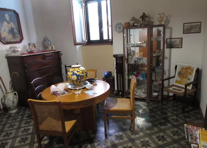 Antico Palazzo Bed & Breakfast 4*